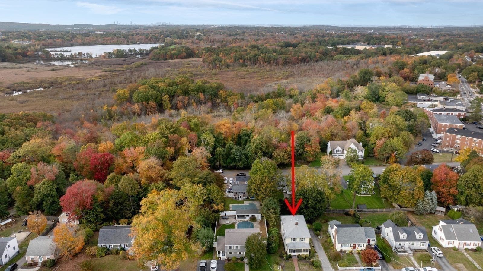 Single Family Residence at 39 Wampatuck Rd, Braintree MA 02184, photo 5 of 36