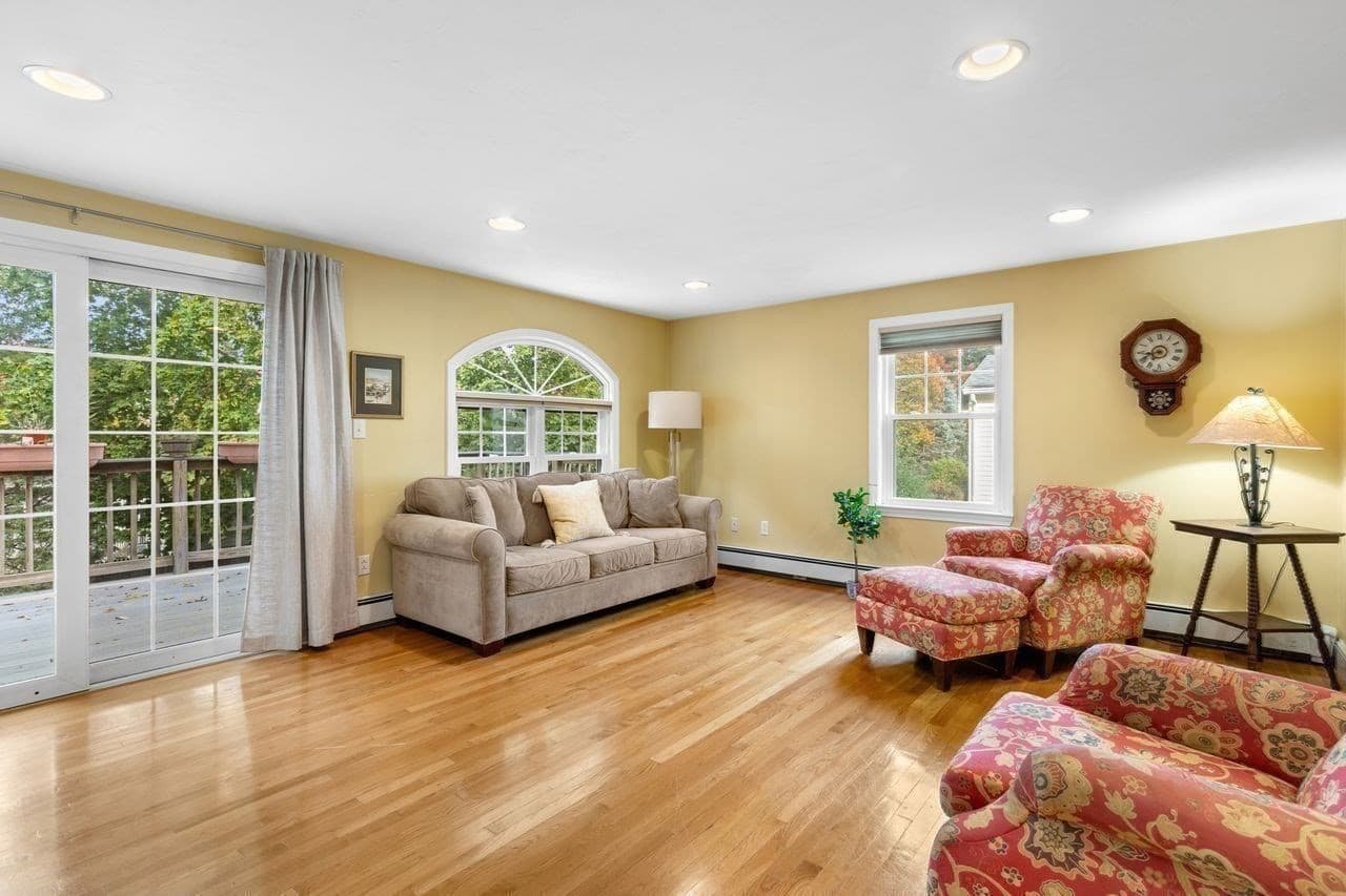 Single Family Residence at 39 Wampatuck Rd, Braintree MA 02184, photo 18 of 36