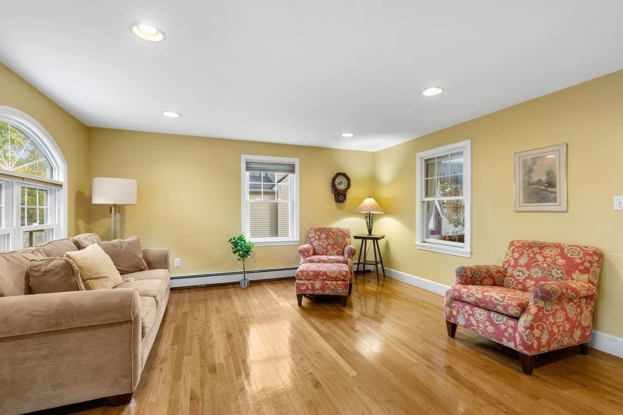 Single Family Residence at 39 Wampatuck Rd, Braintree MA 02184, photo 19 of 36