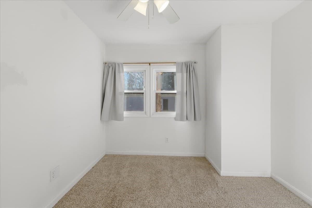 Mobile Home at 5 Alpine St, Rockland MA 02370, photo 23 of 39