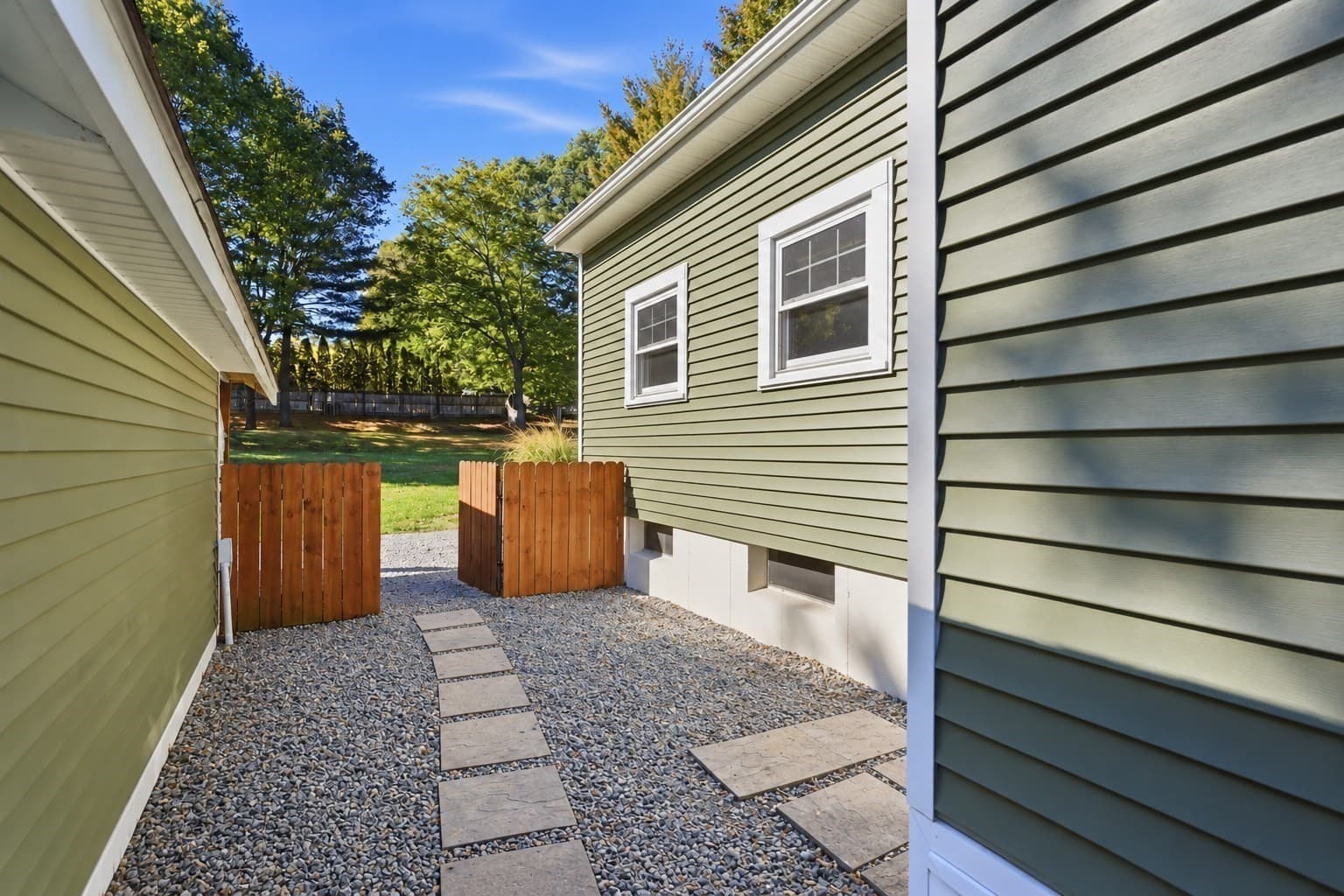 Single Family Residence at 75 Gardner Ave, Attleboro MA 02703, photo 26 of 30