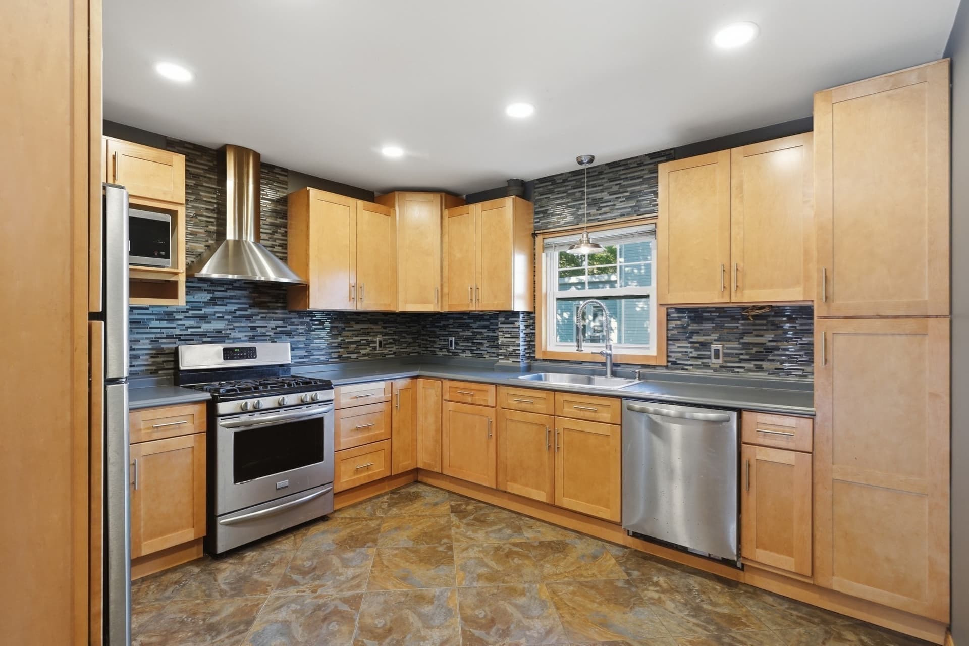Single Family Residence at 75 Gardner Ave, Attleboro MA 02703, photo 14 of 30