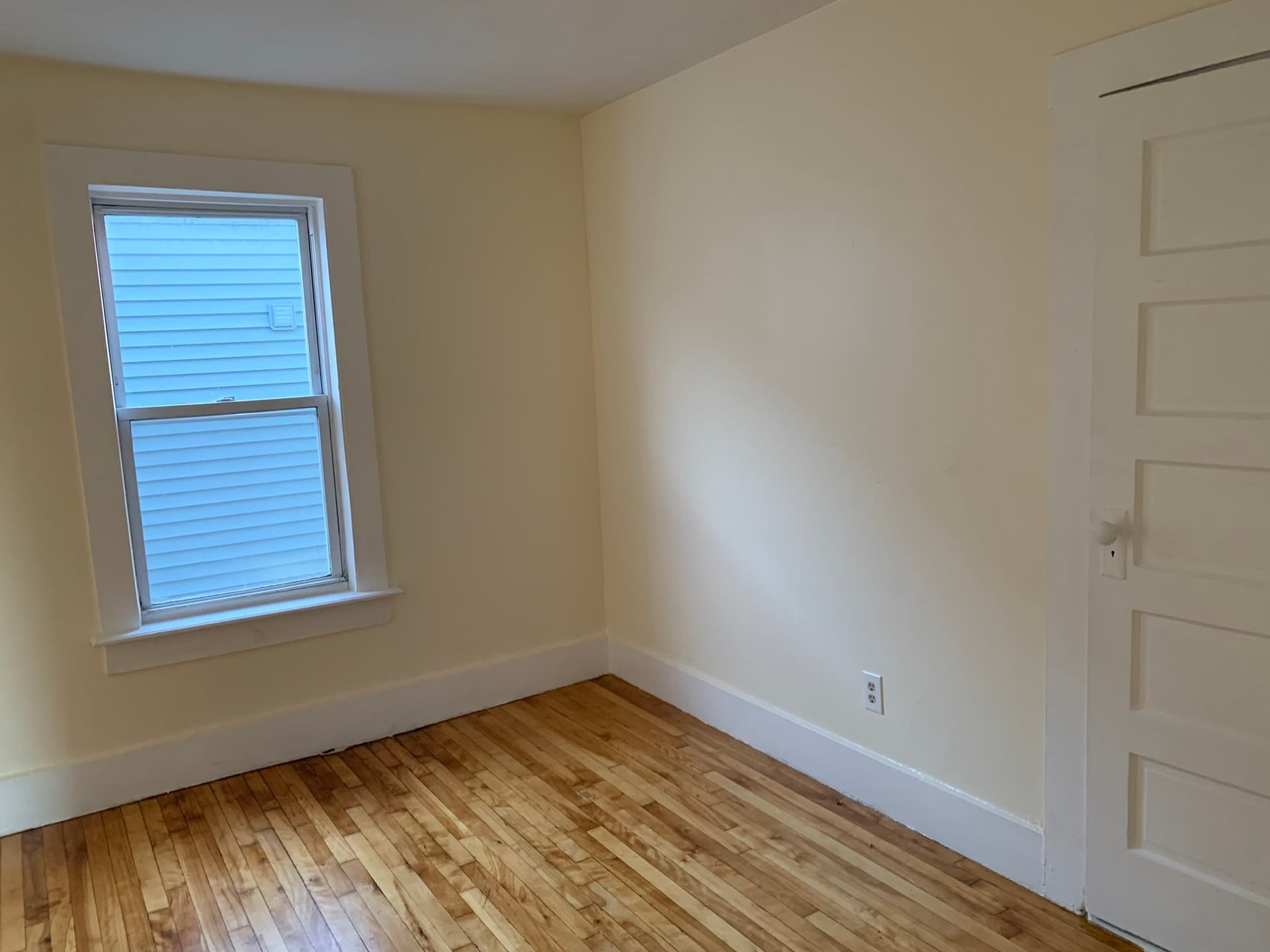 4 Family - 4 Units Up/Down at 130 Canterbury St, Worcester MA 01603, photo 20 of 40