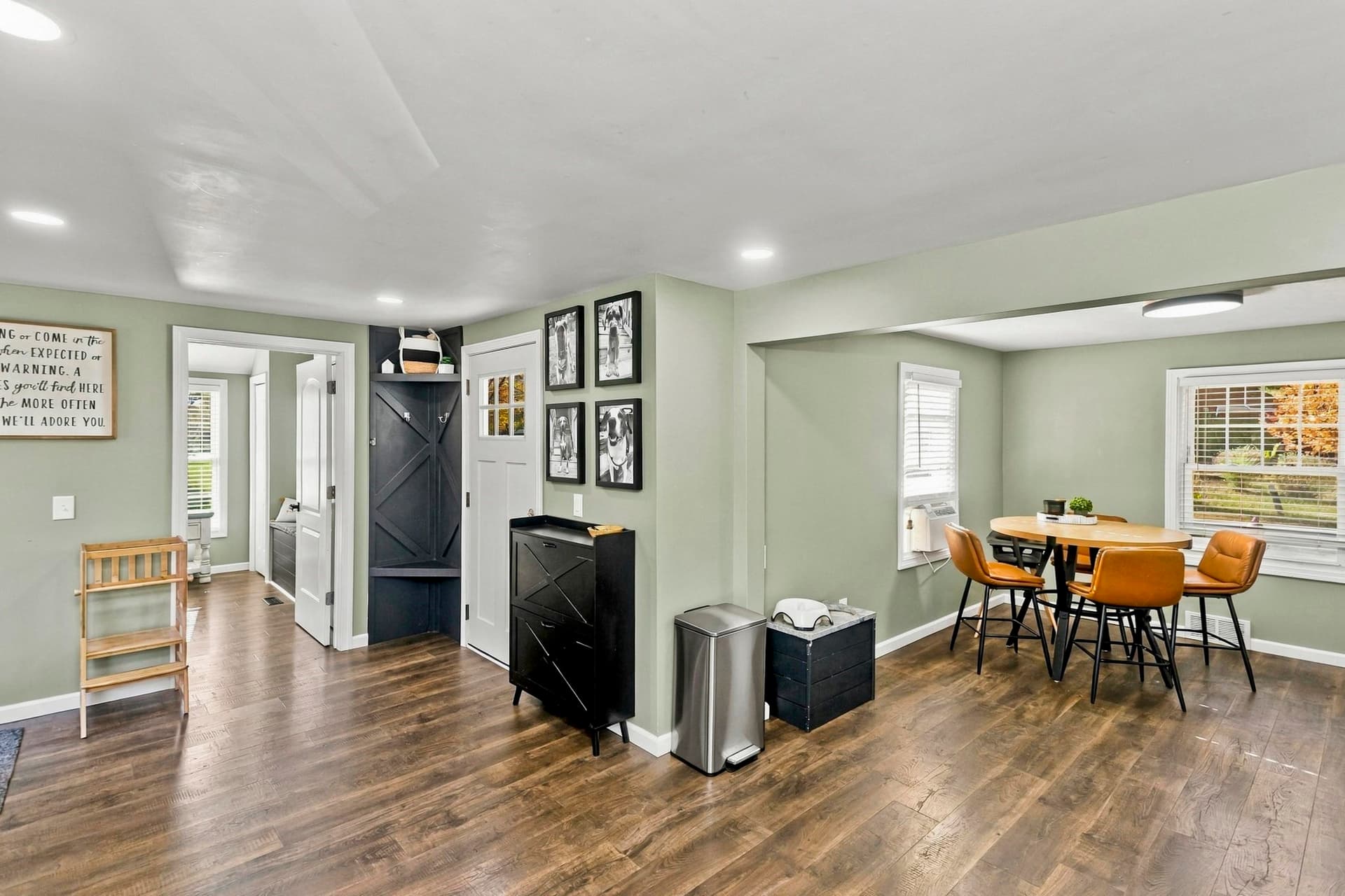 Single Family Residence at 465 E Mountain Rd, Westfield MA 01085, photo 12 of 41