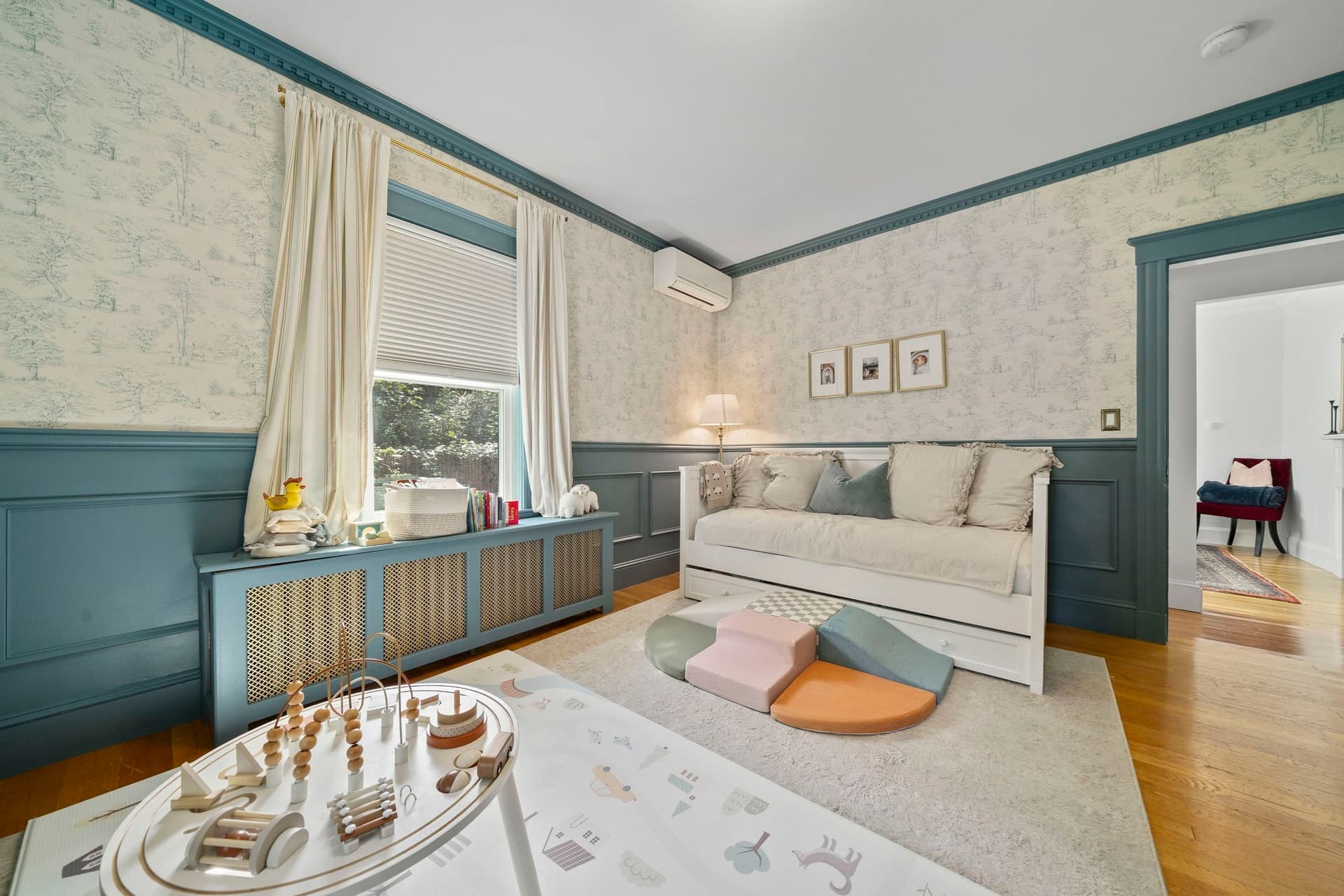 Attached (Townhouse/Rowhouse/Duplex) at 44 Wellsmere # 1, Boston MA 02131, photo 17 of 20