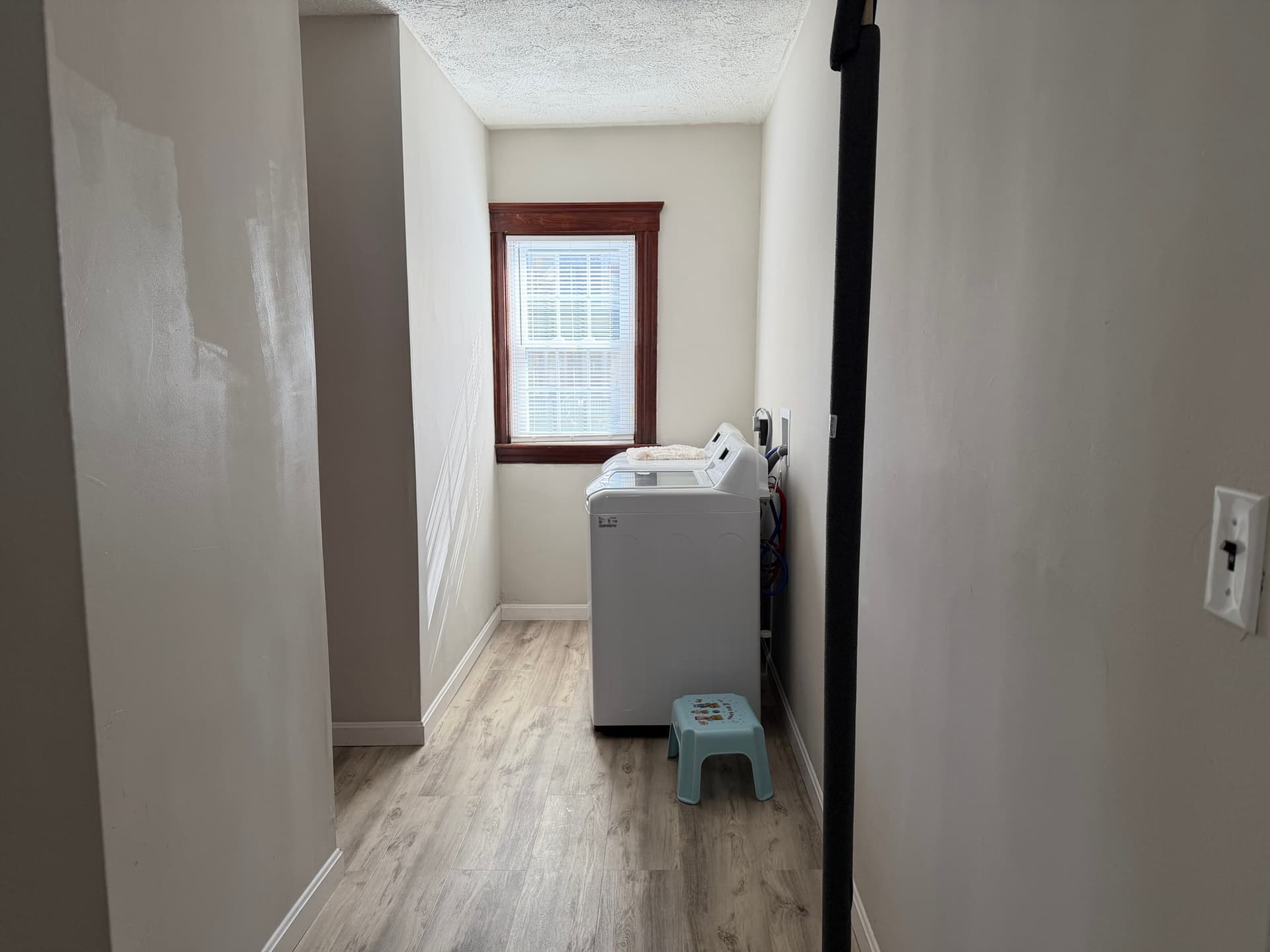 Single Family Residence at 9 Englewood Ave, Worcester MA 01603, photo 7 of 23