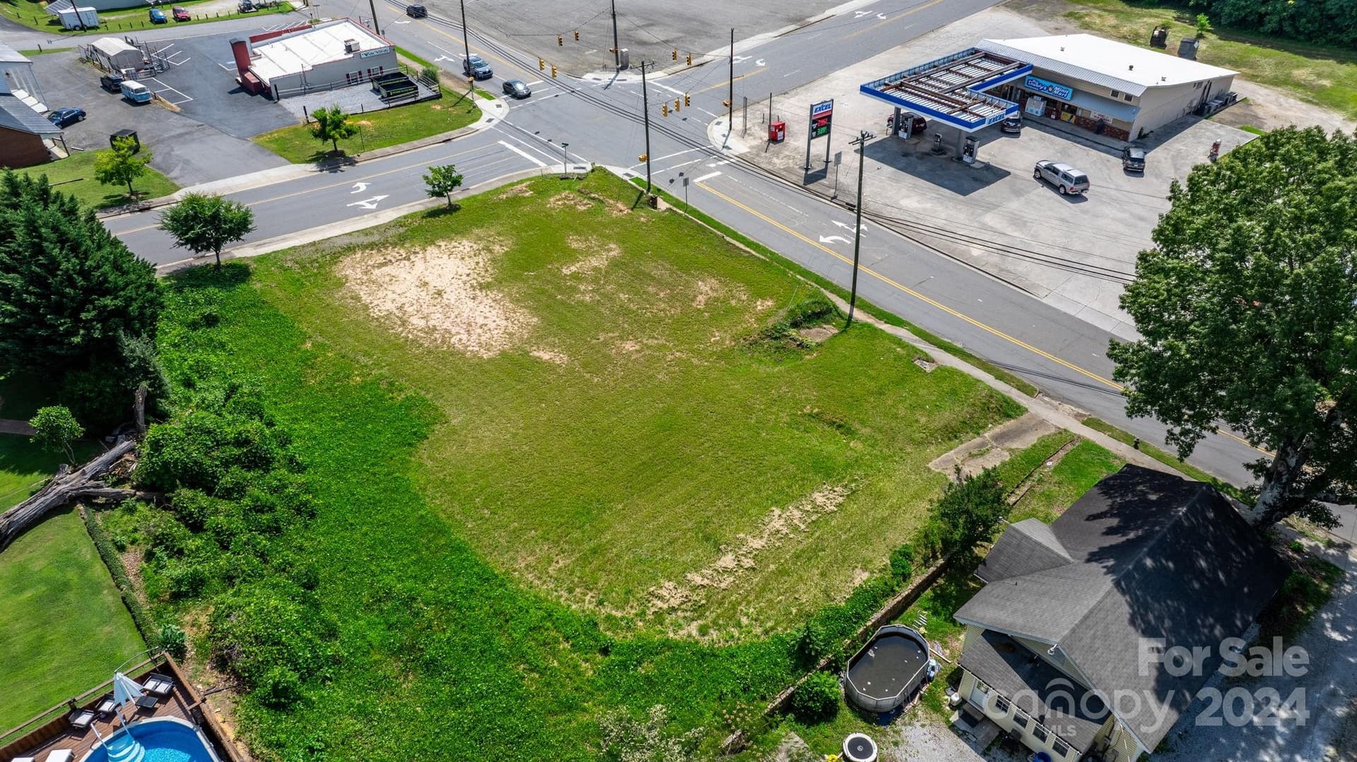 Lot at 25 N McDowell Avenue, Marion, photo 11 of 19