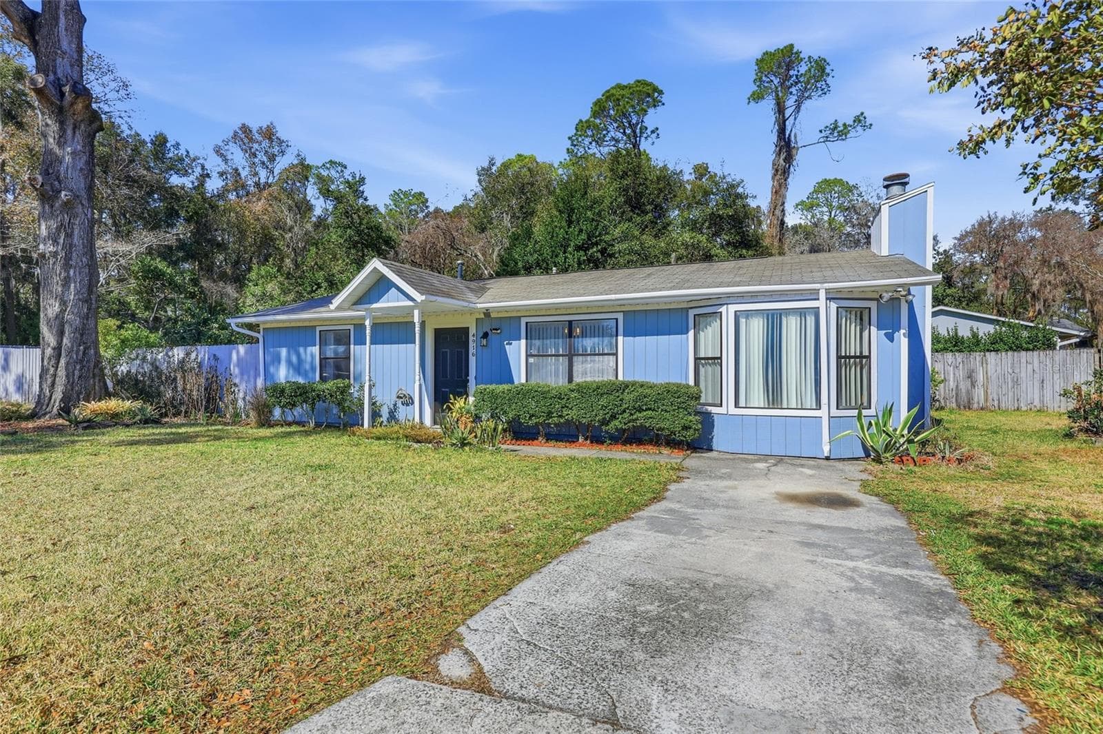 Single Family Residence at 4916 SW 57TH DR, GAINESVILLE