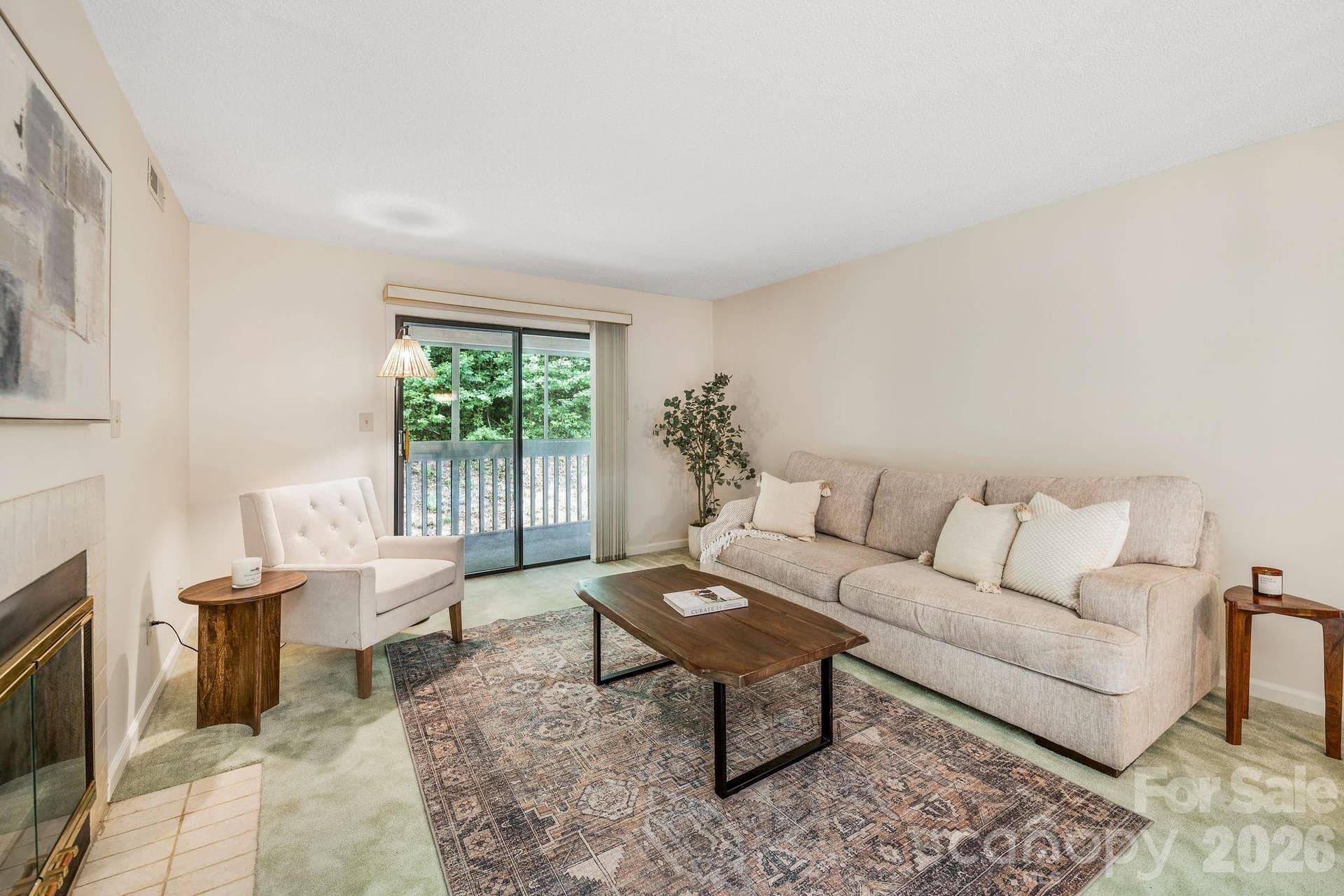 Condominium at 2604 Vineyard Boulevard, Asheville, photo 14 of 30