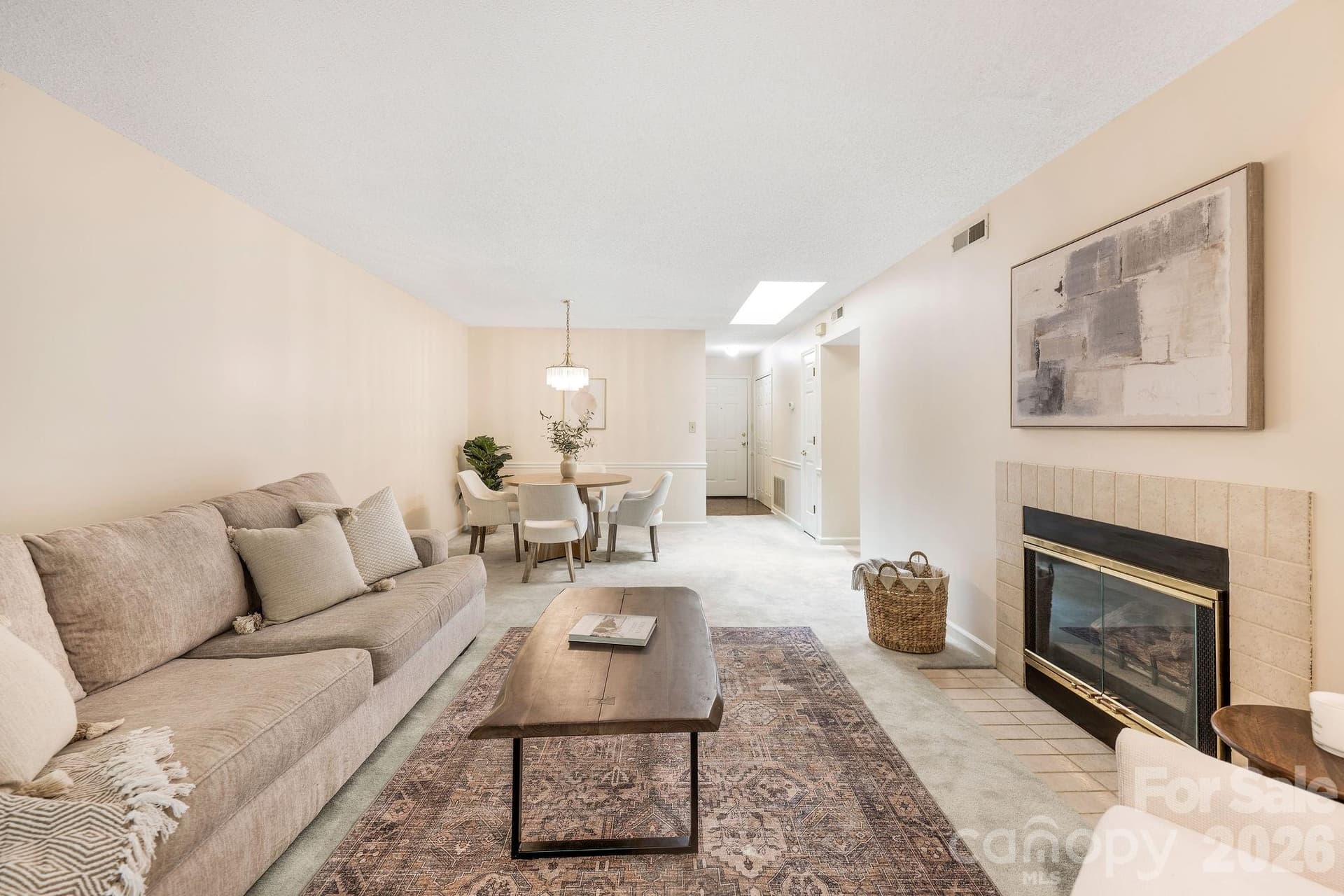 Condominium at 2604 Vineyard Boulevard, Asheville, photo 19 of 30