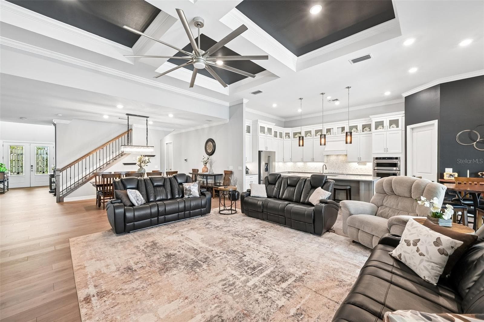 Single Family Residence at 13356 VERANDI ST, VENICE, photo 11 of 69