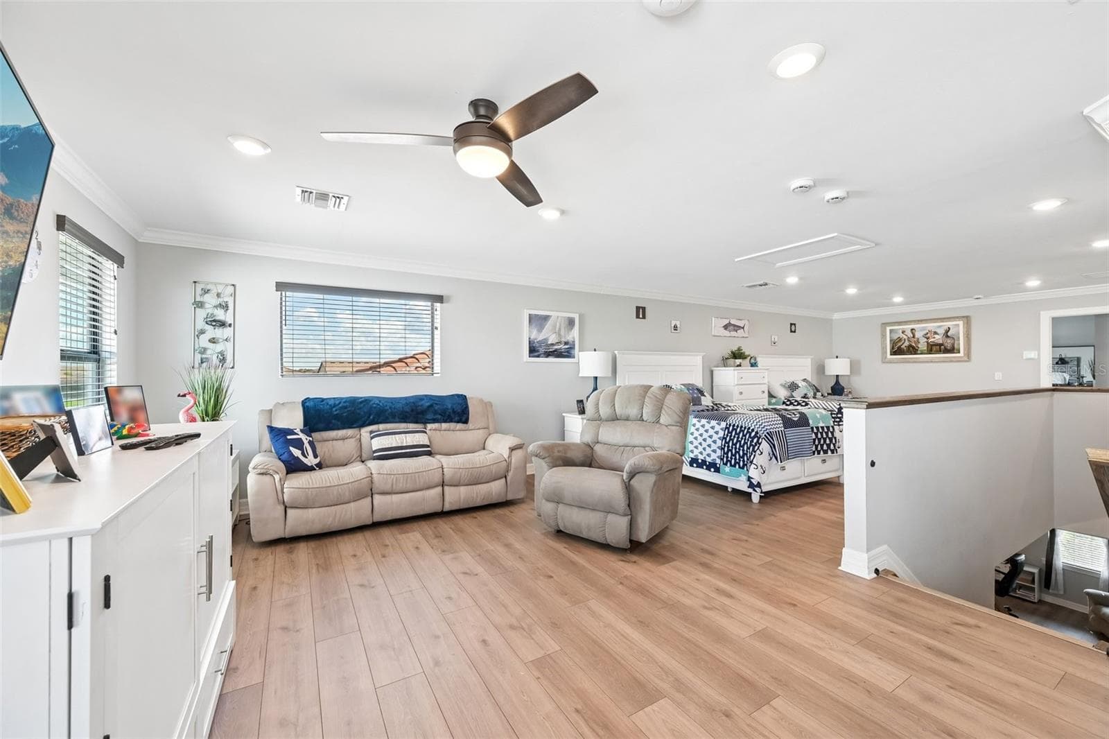 Single Family Residence at 13356 VERANDI ST, VENICE, photo 46 of 69