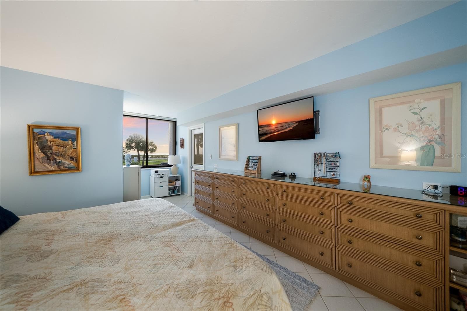 Condominium at 713 BAYPORT WAY #713, LONGBOAT KEY, photo 23 of 35