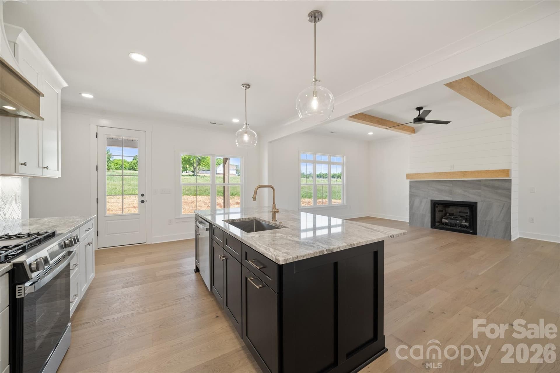 Single Family Residence at 118 Orchard Grass Court, Mocksville, photo 14 of 37