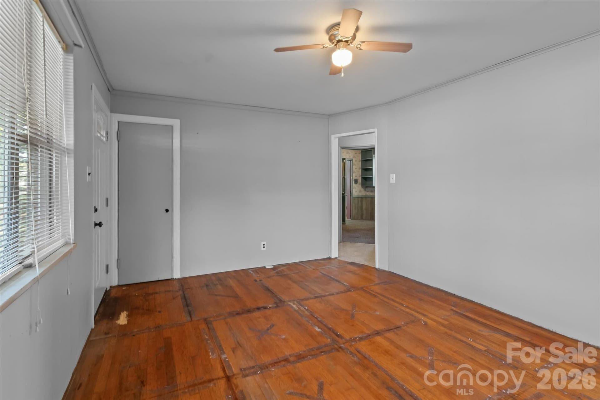 Single Family Residence at 322 Hartness Road, Statesville, photo 7 of 31