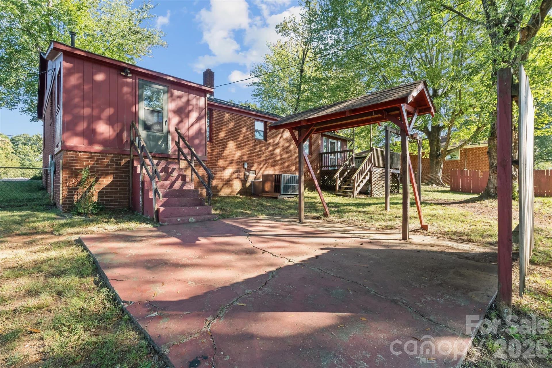 Single Family Residence at 322 Hartness Road, Statesville, photo 28 of 31