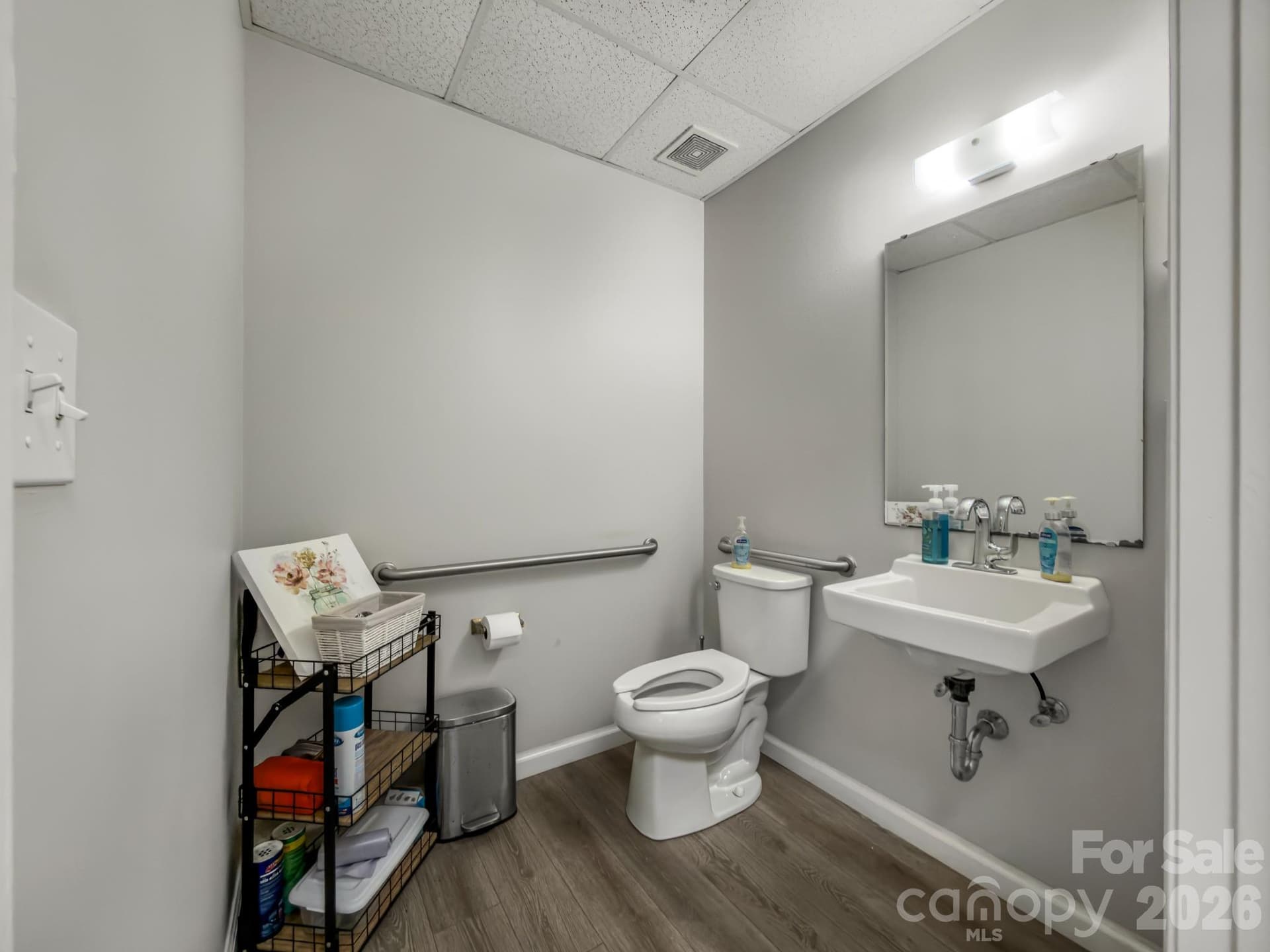 Showroom/Office at 224 Westinghouse Boulevard, Charlotte, photo 8 of 9