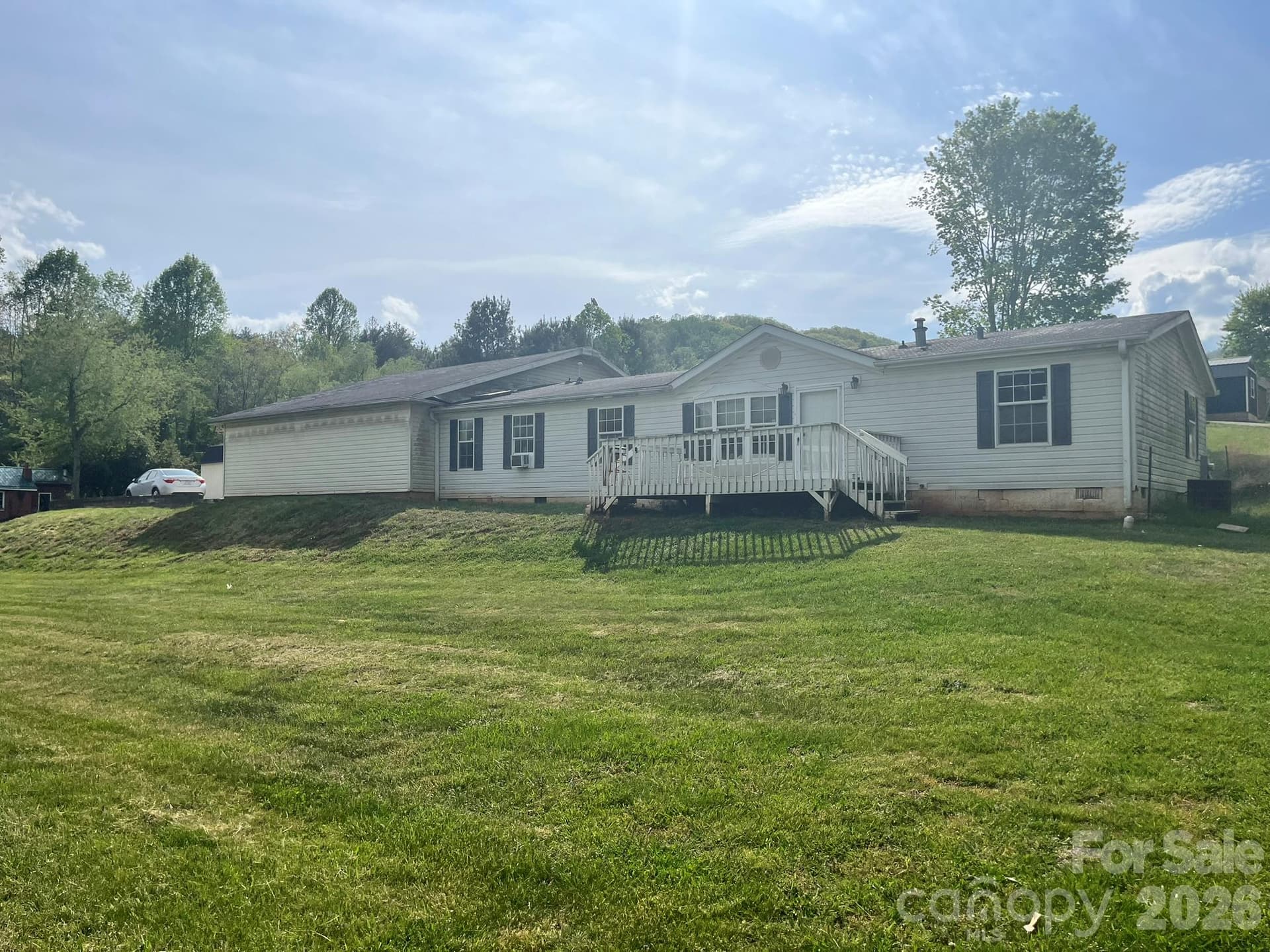 3 S Creek Drive