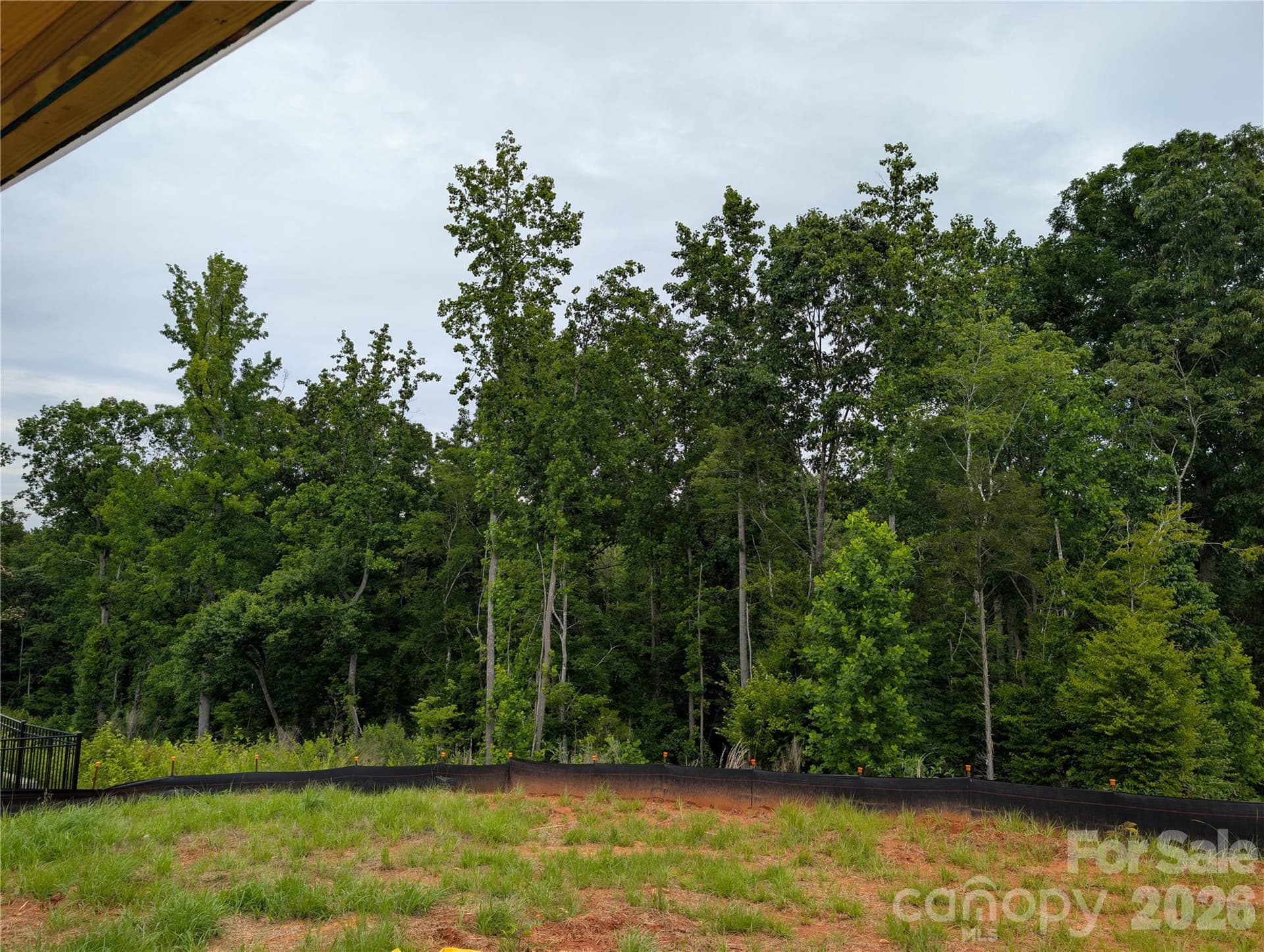Single Family Residence at 1306 Copper Leaf Drive, Rock Hill, photo 2 of 23