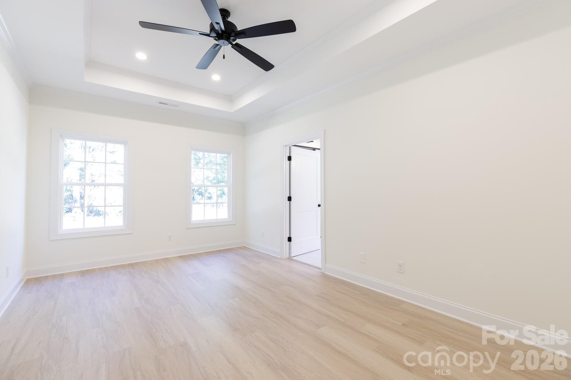 Single Family Residence at 2030 Hunters Creek Lane, Rock Hill, photo 25 of 32