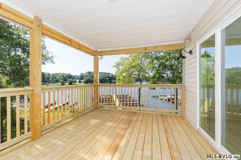 Townhouse/Condo at 131-101 Gaston Pointe Dr, Littleton NC 27850, photo 21 of 31