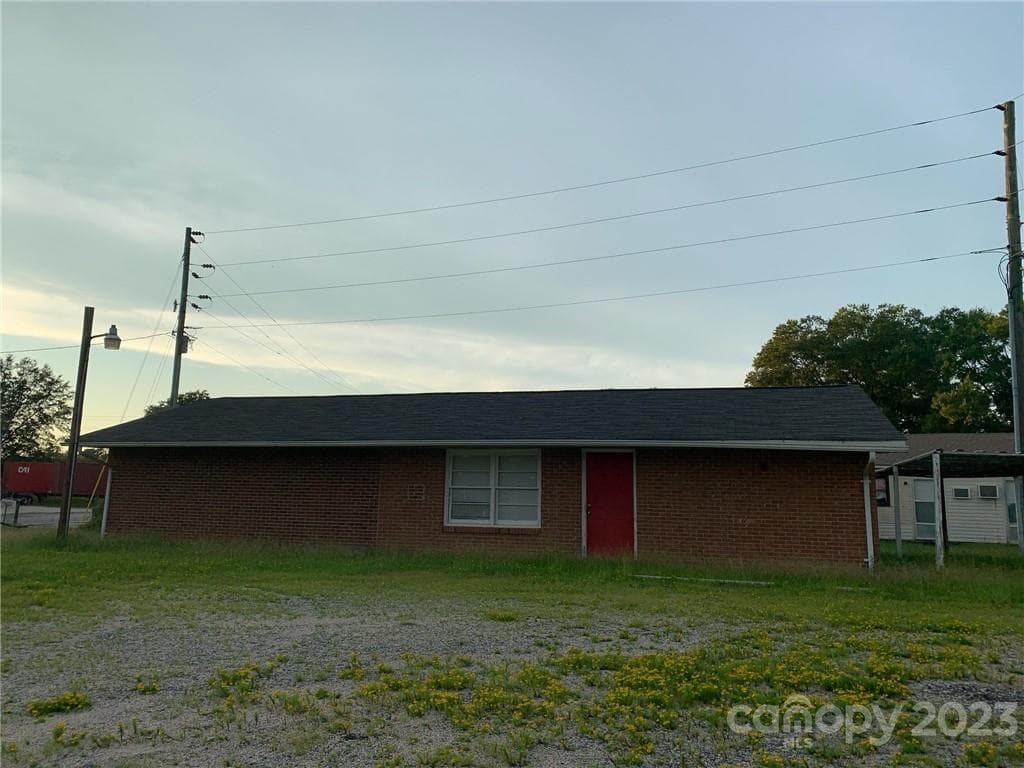 2836 Lynwood Drive