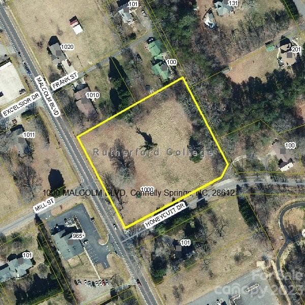 1000 Malcolm Boulevard
