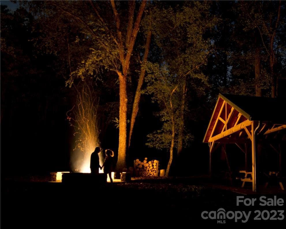 Lot at Lenoir, photo 43 of 43