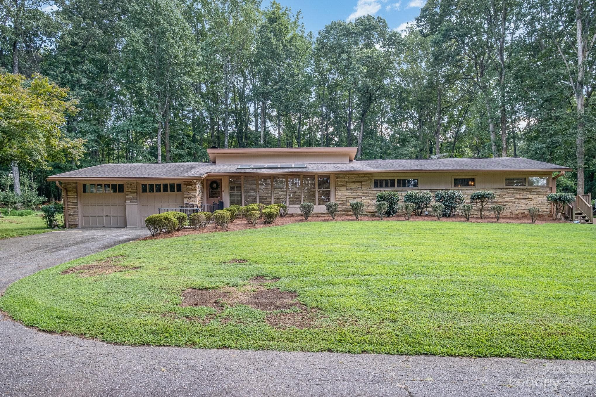 2756 Peachtree Road