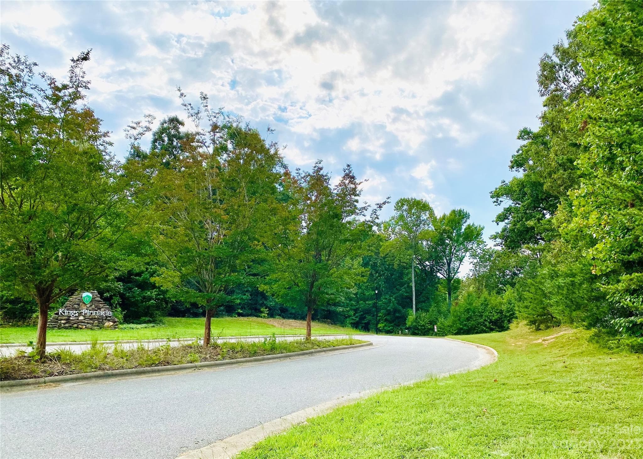 Lot at Kings Mountain, photo 5 of 11