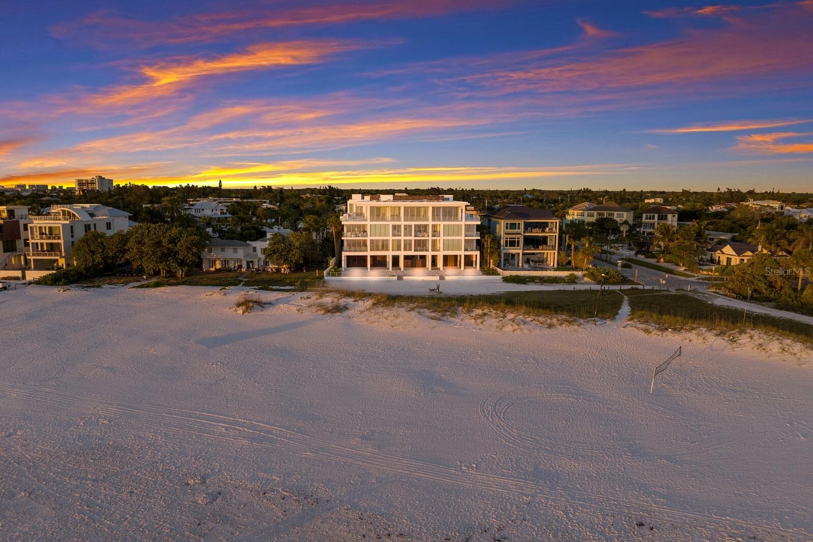Condominium at 84 AVENIDA VENECCIA #202 & 203, SARASOTA, photo 4 of 37