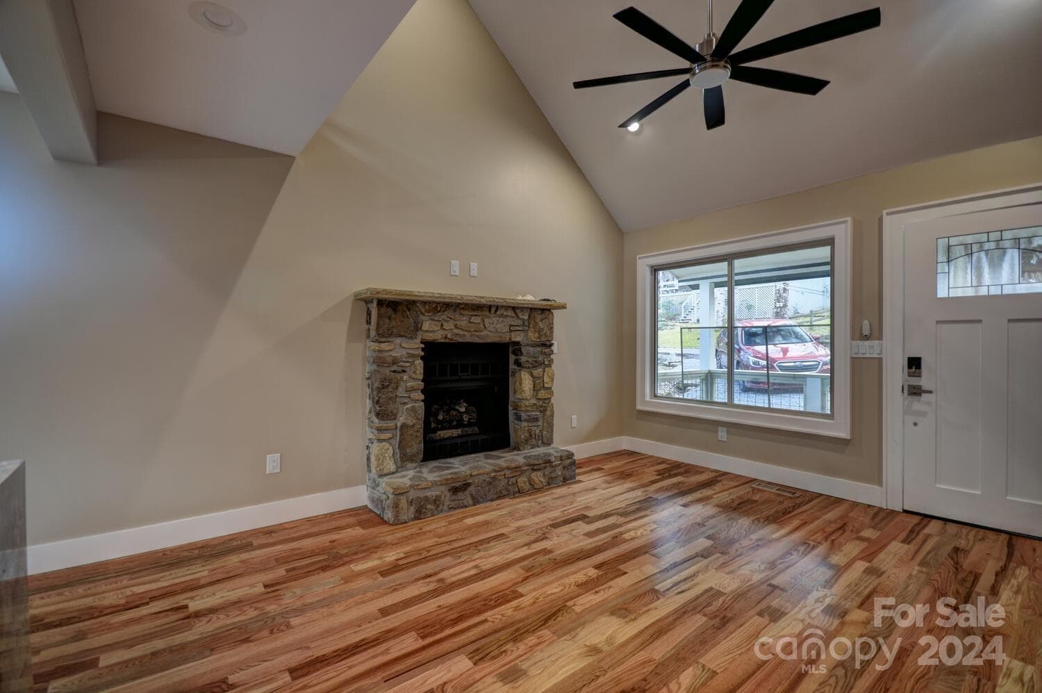 Great Room/Fireplace - Woodlands Village, Maggie Valley