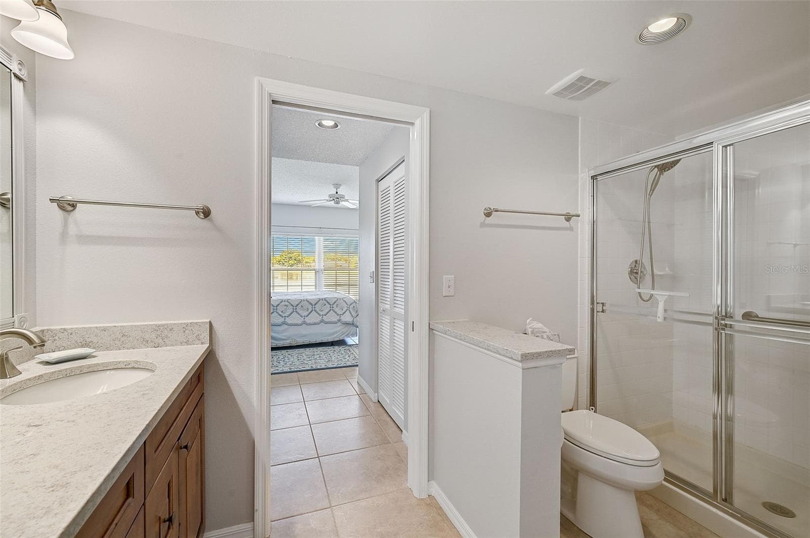 Condominium at 4215 CADDIE DR E #101, BRADENTON, photo 10 of 52