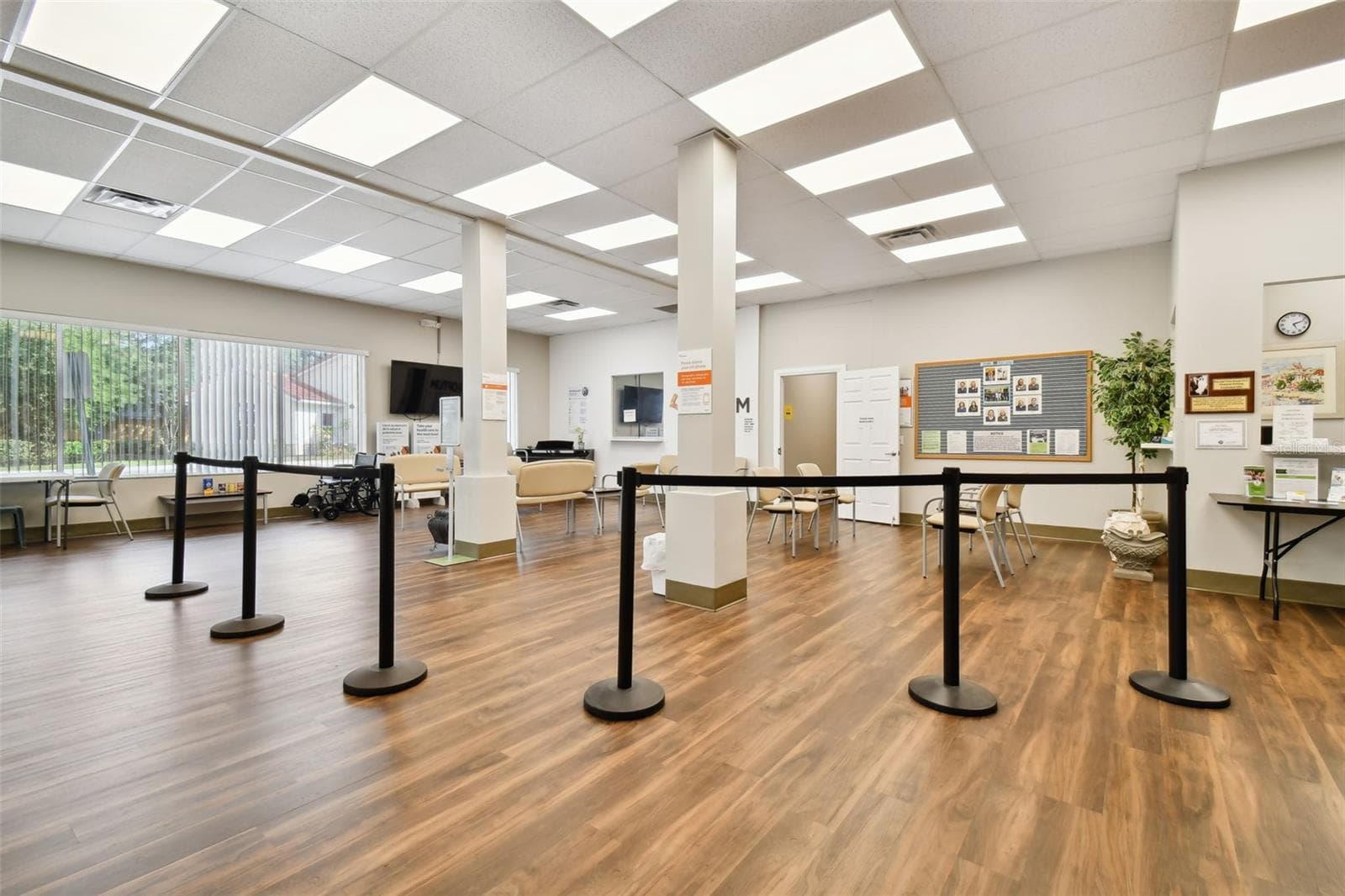 Business at 772 CORTARO DR, SUN CITY CENTER, photo 17 of 88