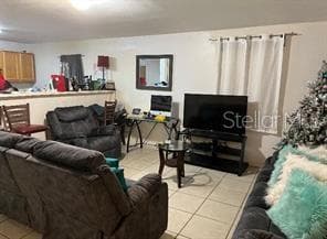 4 . Living Room - 1603 ROSE LN, EUSTIS