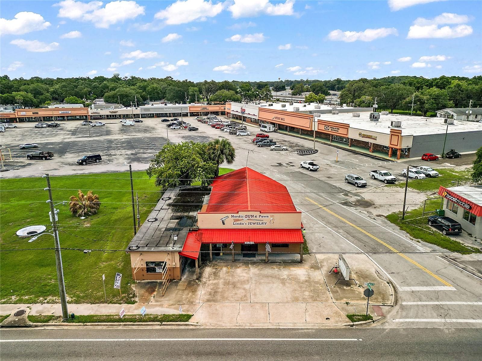 324 S MAIN ST
