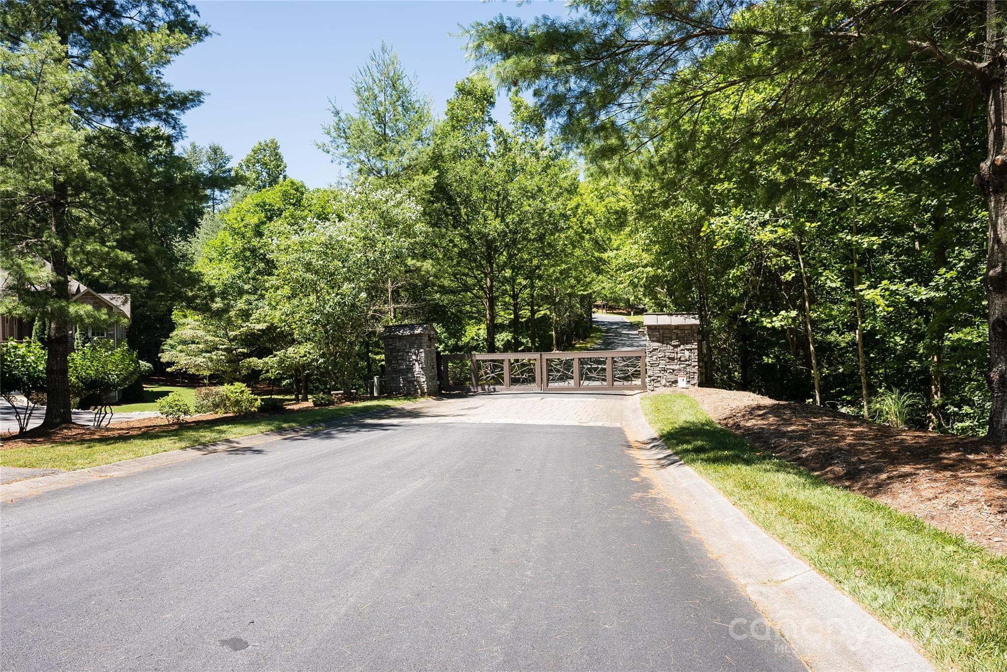 Lot at Horse Shoe, photo 5 of 17