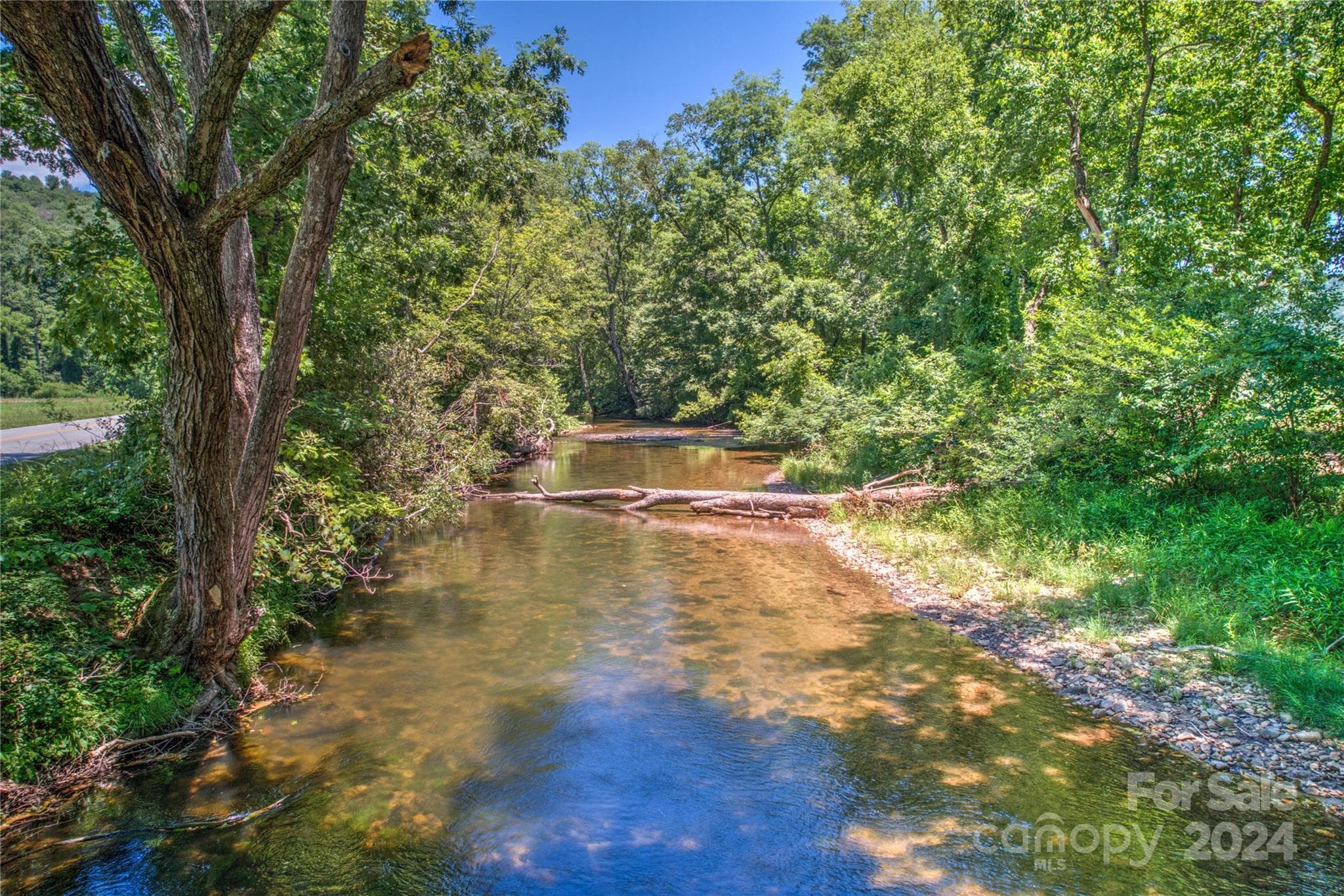 Riverfront - Horse Shoe