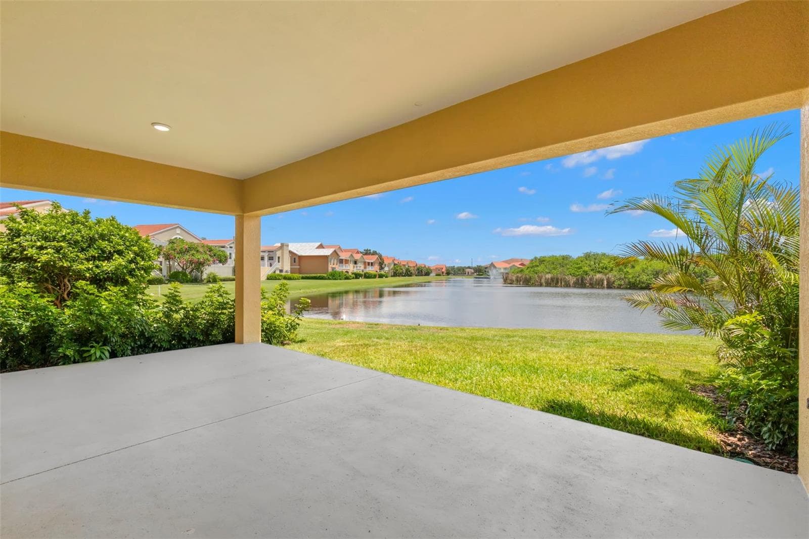 Villa at 47A BAYVIEW CT S, ST PETERSBURG, photo 31 of 47