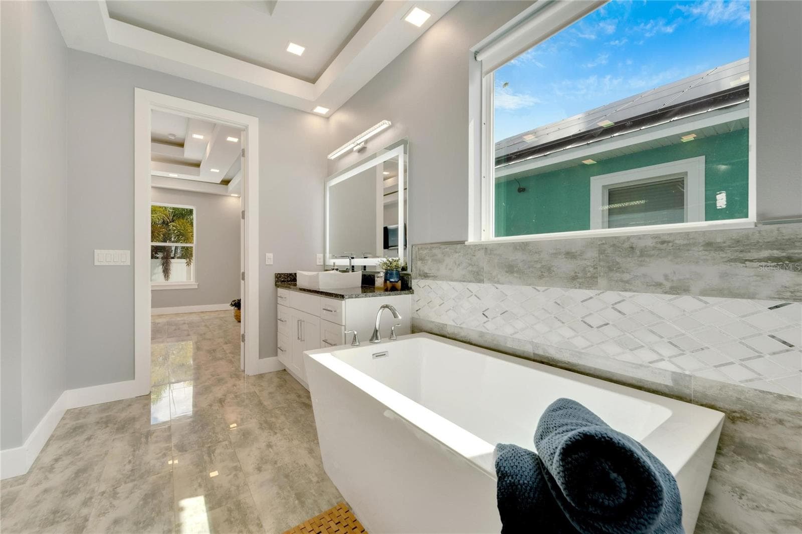 Single Family Residence at 567 BIMINI BAY BLVD, APOLLO BEACH, photo 32 of 86