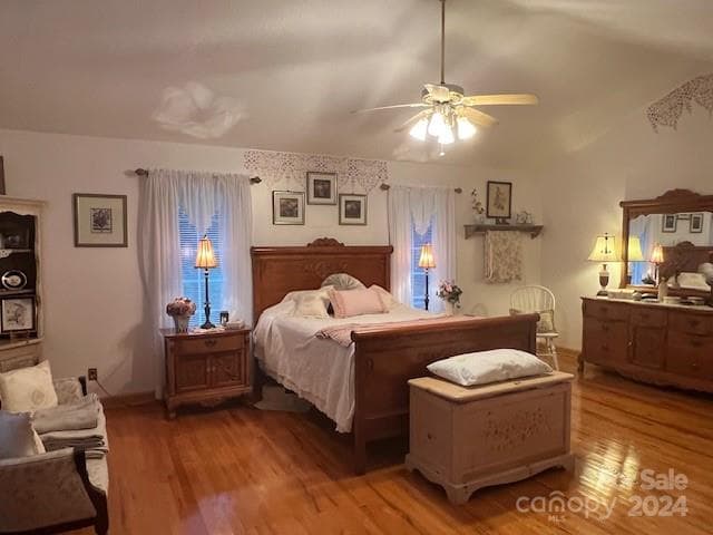 Single Family Residence at Nebo, photo 16 of 48