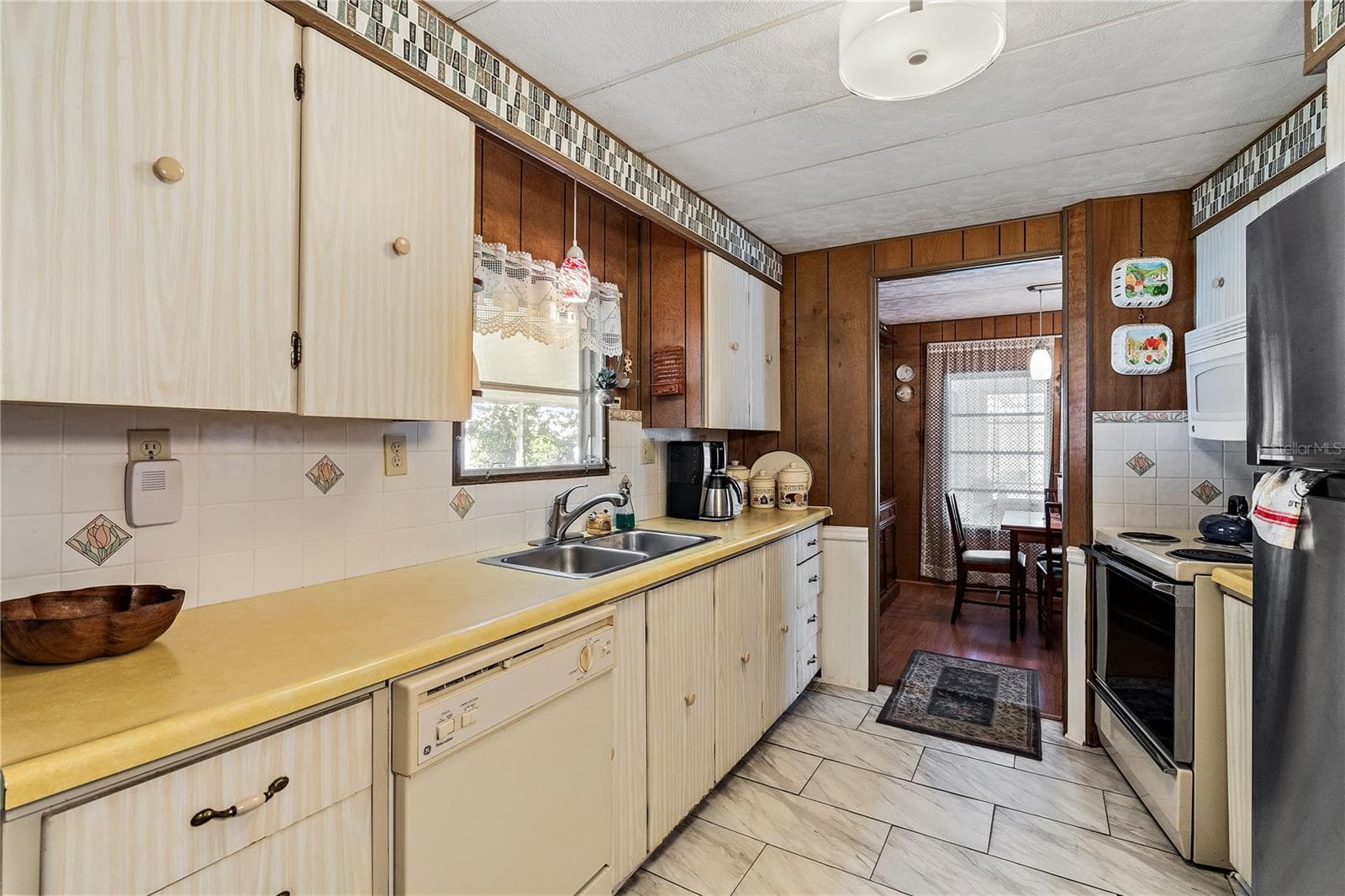 Mobile Home at 3410 SPANISH OAK TER, SARASOTA, photo 19 of 47