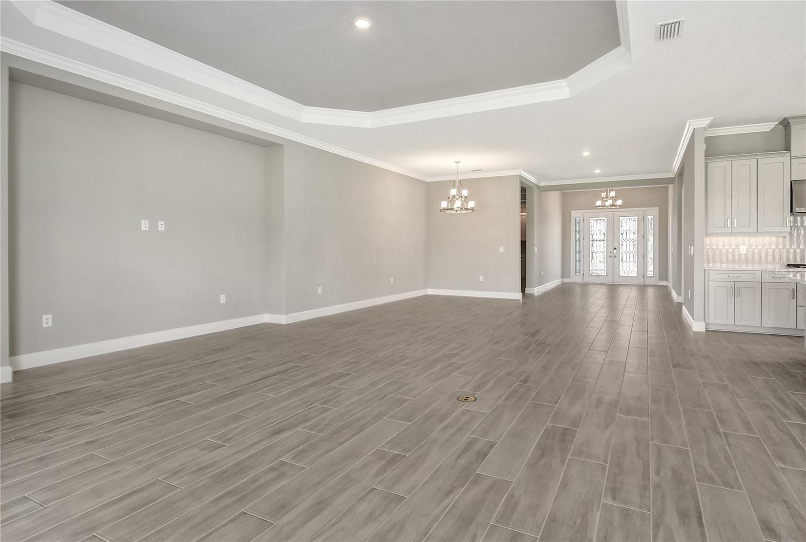 Single Family Residence at 15625 SAN LAZZARO AVE, BRADENTON, photo 14 of 100