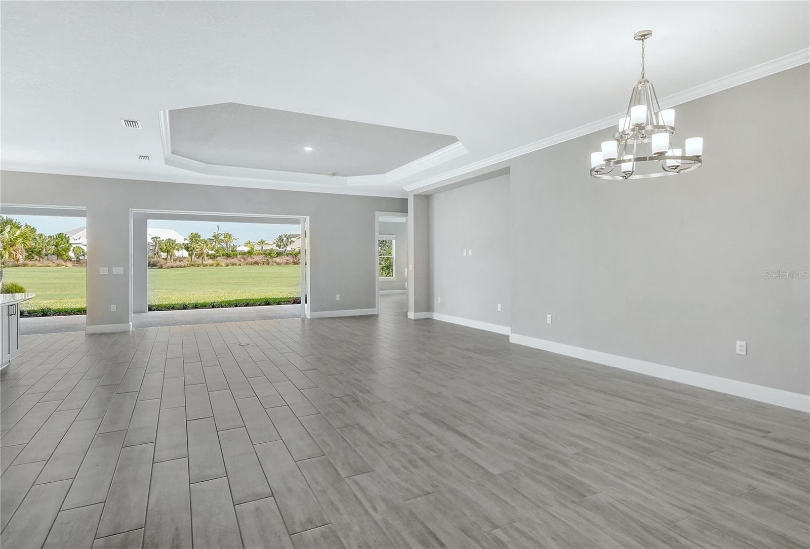 Single Family Residence at 15625 SAN LAZZARO AVE, BRADENTON, photo 8 of 100