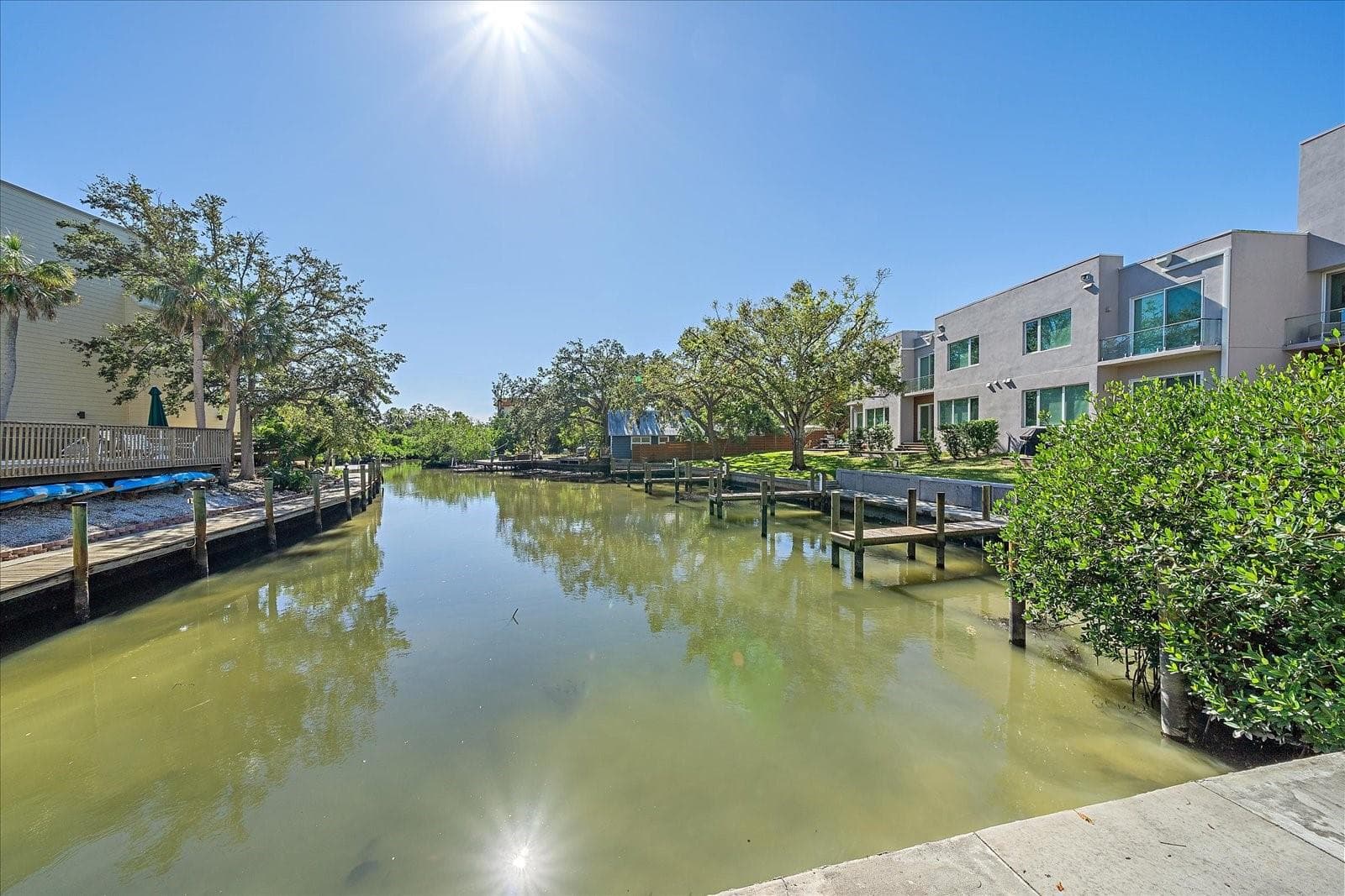 Townhouse at 1720 ALDERMAN ST, SARASOTA, photo 15 of 48
