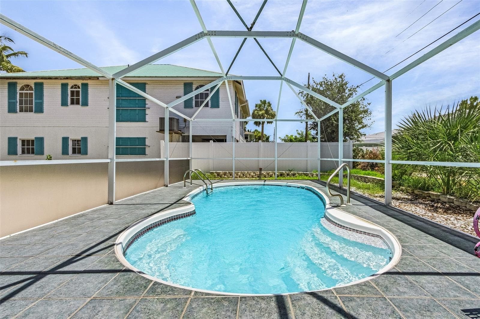 Single Family Residence at 140 BAY MAR DR, FORT MYERS BEACH, photo 30 of 37