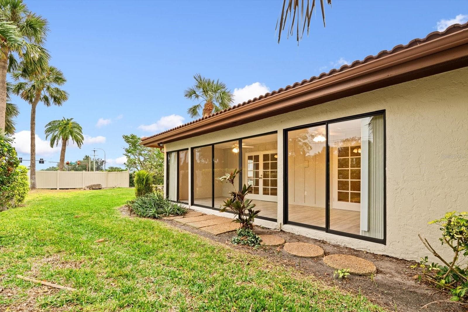 REAR - 6401 PELICAN DR #80A, BRADENTON