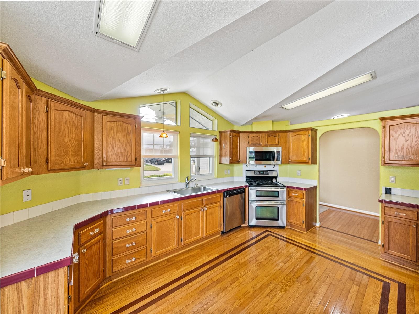 Manufactured Home at 5148 ISLAND VIEW CIR N, POLK CITY, photo 18 of 100