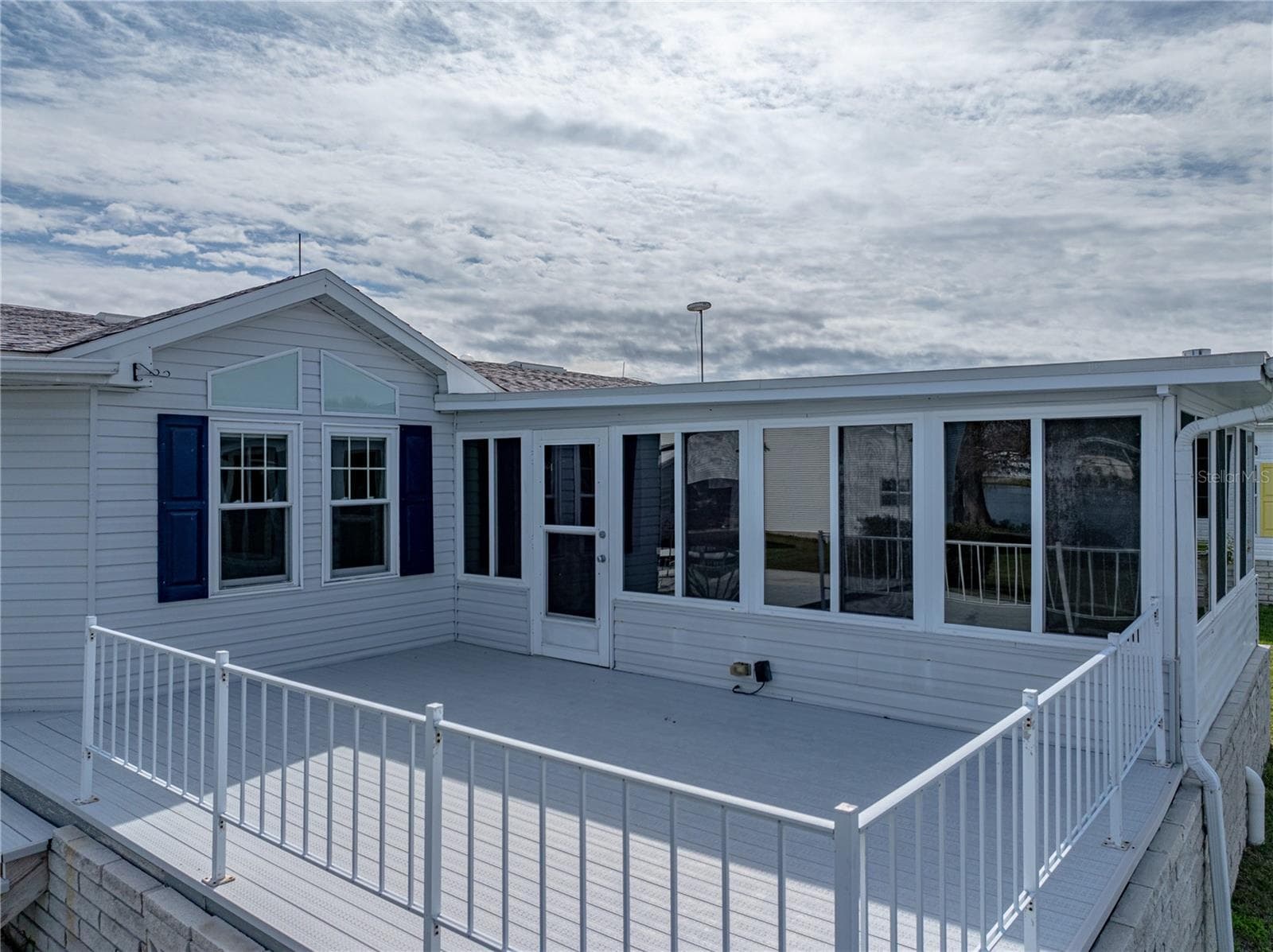 Manufactured Home at 5148 ISLAND VIEW CIR N, POLK CITY, photo 70 of 100