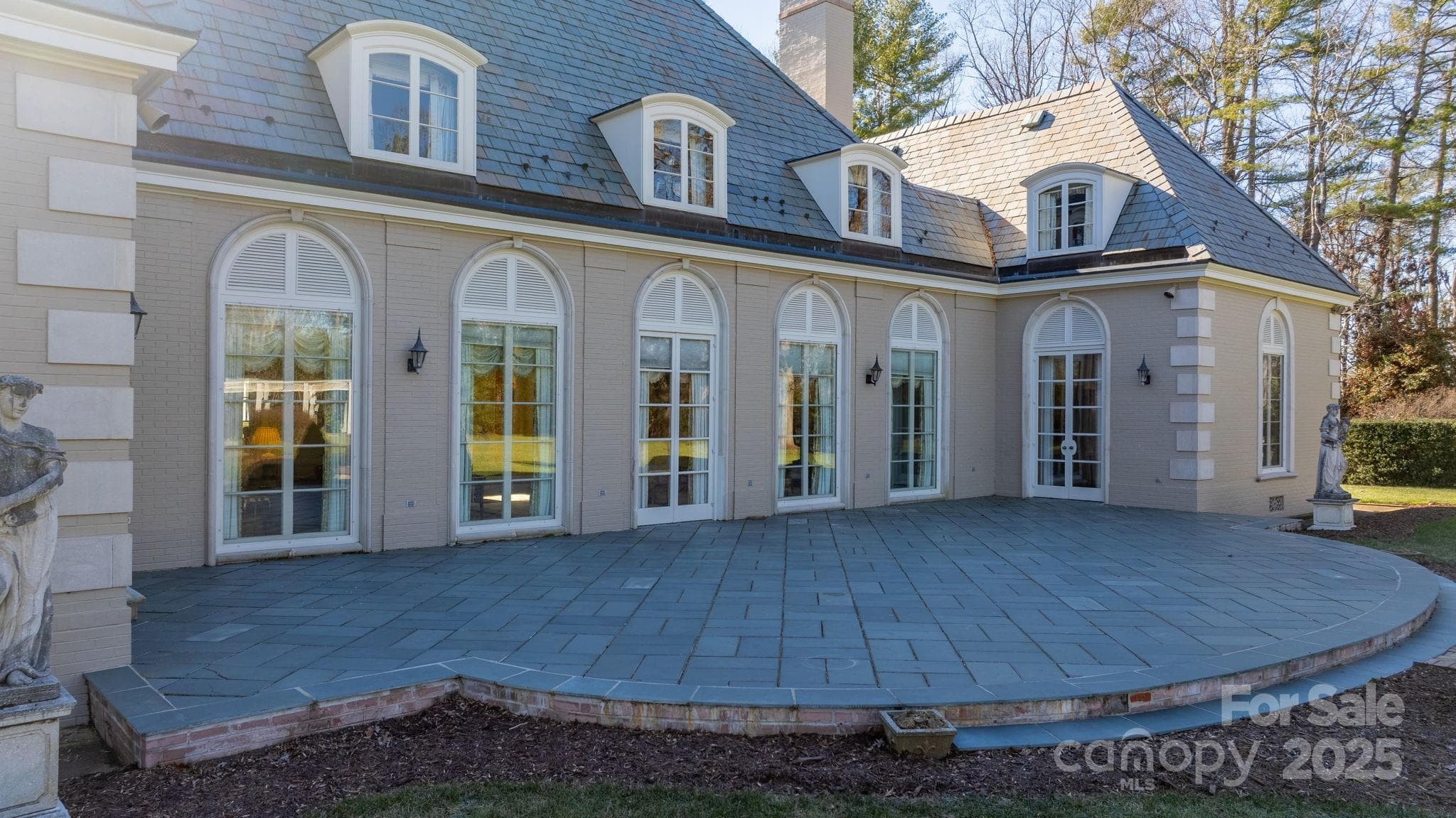 Back Patio for Entertaining - Lenoir